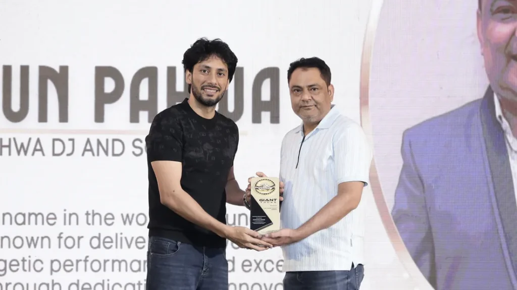 Award presentation at Giant Party Night 2026
