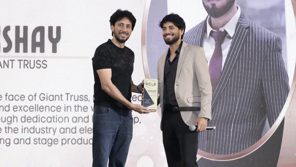 Award presentation at Giant Party Night 2026