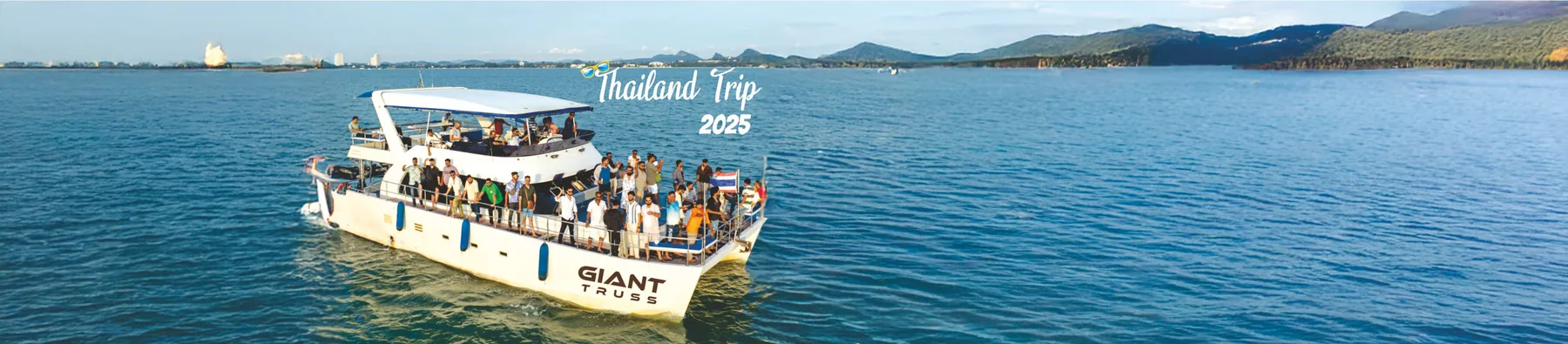 Thailand Trip 2025: the group aboard a Giant Truss boat at sea